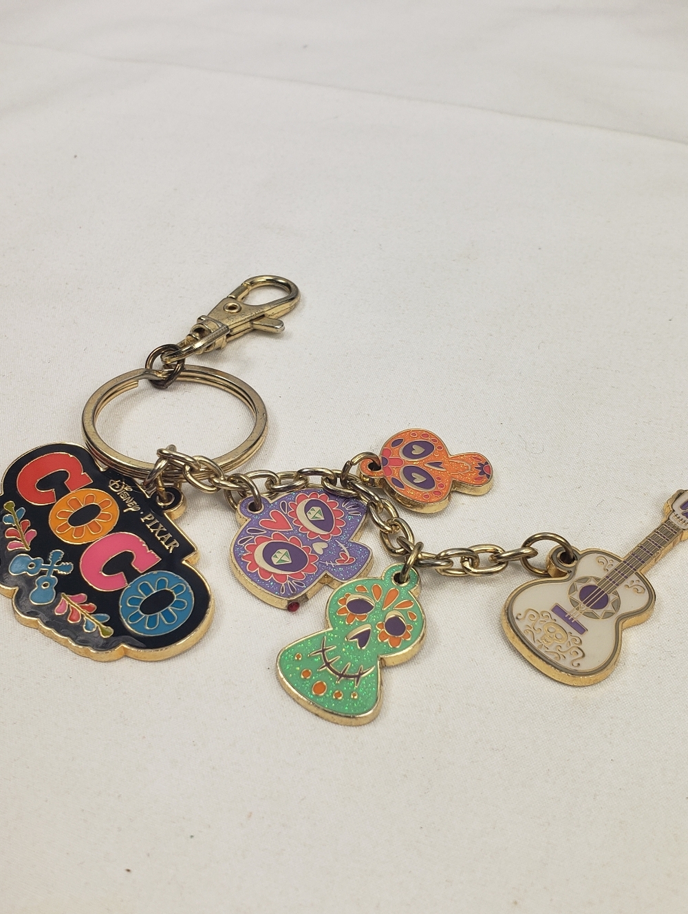 DISNEY PARKS PIXAR COCO KEYCHAIN